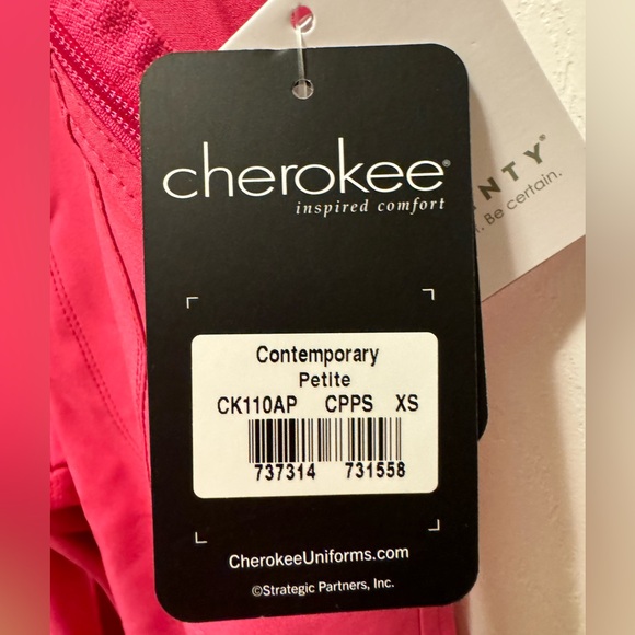 Cherokee Infiniti Scrub Set. Size XS. NWT.  Carmine Pink. - Picture 15 of 16